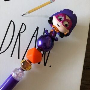 Disney Doorables: The Hunchback of Notre Dame: Clopin handmade beaded pen